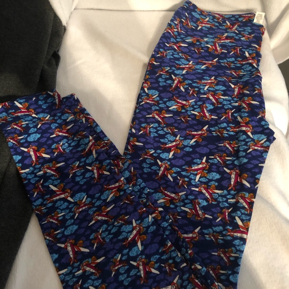 Mommy and me Airplanes leggings set - Picture 2 of 6
